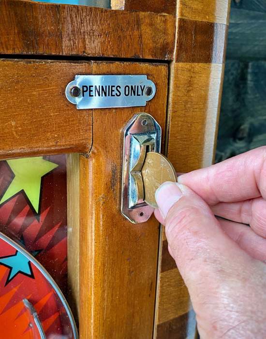 #0013: Allwin “Win A Choc Bar” Penny Slot