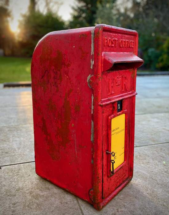 #0015: Original 1960's Post Box