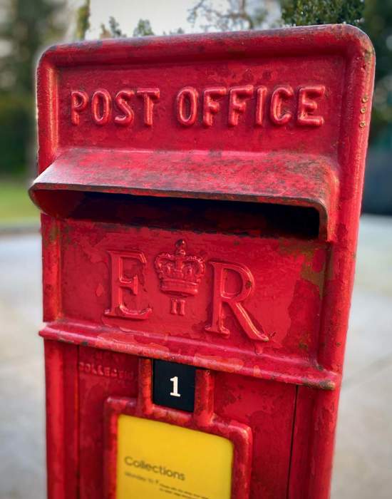 #0015: Original 1960's Post Box